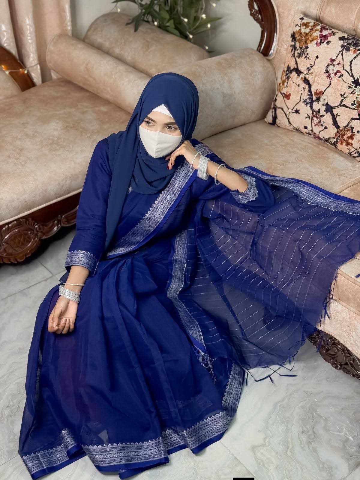 Cotton saree Blue silver Combinationđđ¤ - Image 4