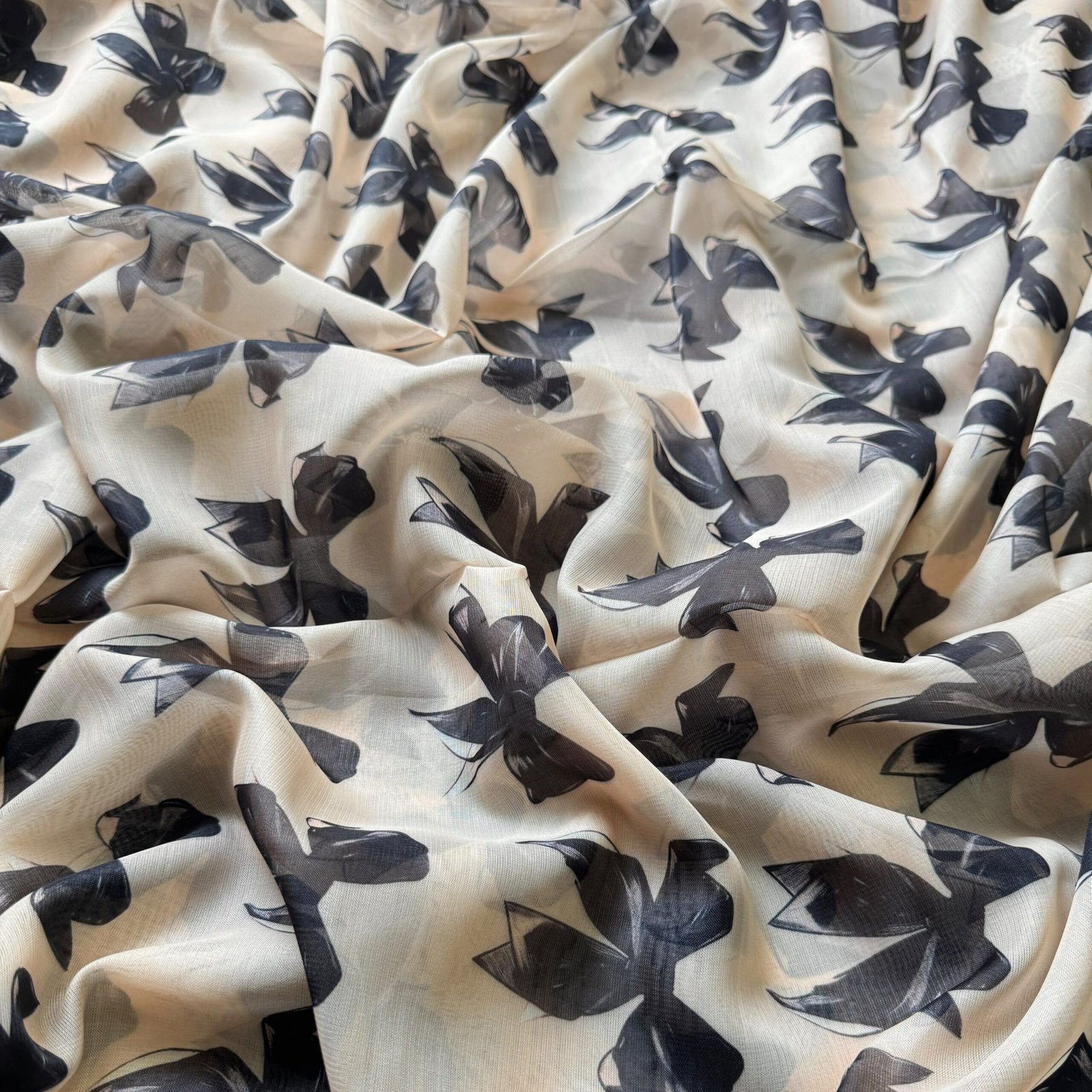 Sifon Georgette Saree black poke - Image 3